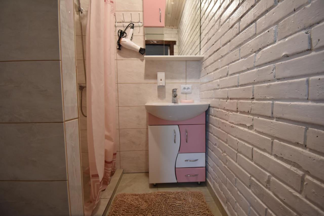 Hotel Маєток Мигдаль Svityaz' Esterno foto